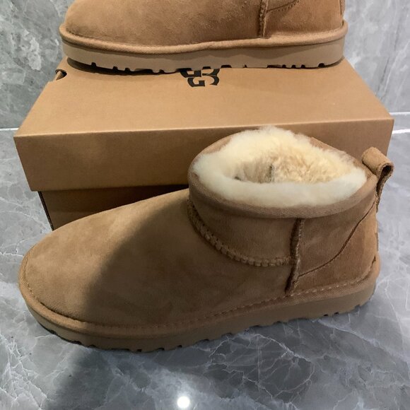 UGG Women's Classic Ultra Mini Boots - Picture 5 of 5